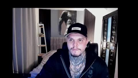 Snapshot of miller_g95 chatting on December 6, 7:43 am miller_g95 online show from December 6, 7:43 am