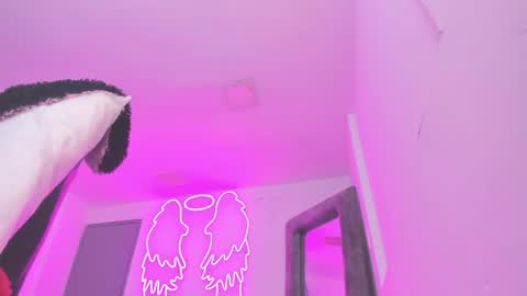 miller_silvana online show from April 13, 11:37 am