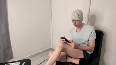 SlimnHungOH online show from April 14, 9:54 pm