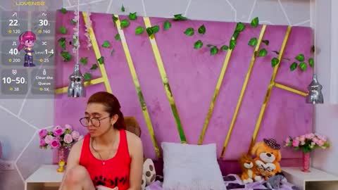 Snapshot of milleyjones_ chatting on October 2, 8:21 am milleyjones_ online show from October 2, 8:21 am