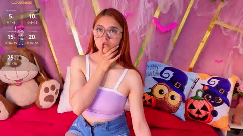 Snapshot of milleyjones_ chatting on October 21, 7:58 pm milleyjones_ online show from October 21, 7:58 pm