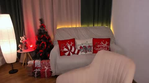 Snapshot of milli_brownn chatting on December 21, 3:20 pm Milli online show from December 21, 3:20 pm