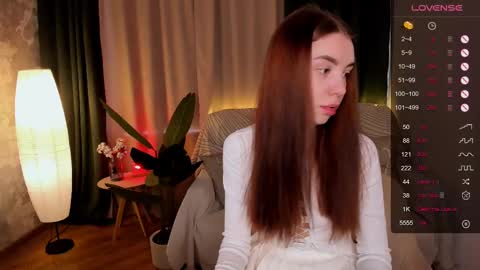 Snapshot of milli_brownn chatting on March 8, 8:33 am Milli online show from March 8, 8:33 am