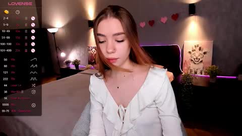 Snapshot of milli_brownn chatting on September 12, 8:14 am Milli online show from September 12, 8:14 am