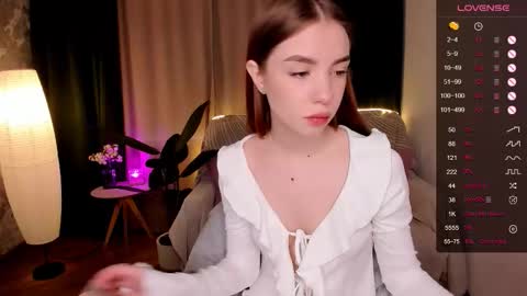 Snapshot of milli_brownn chatting on September 13, 8:14 am Milli online show from September 13, 8:14 am