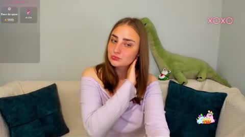 millibrooksss online show from August 1, 2:11 am