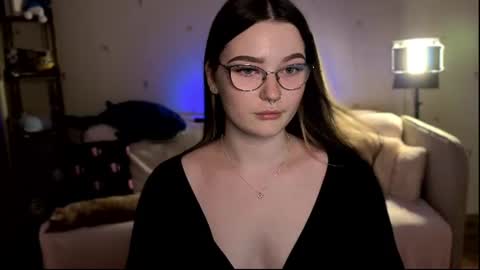 Millie online show from August 3, 4:11 pm