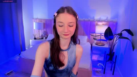 milliminimouse online show from April 2, 11:02 pm