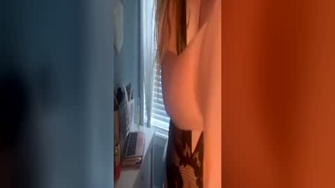 Snapshot of milliondollarbaby1384 chatting on August 2, 5:44 pm milliondollarbaby1384 online show from August 2, 5:44 pm