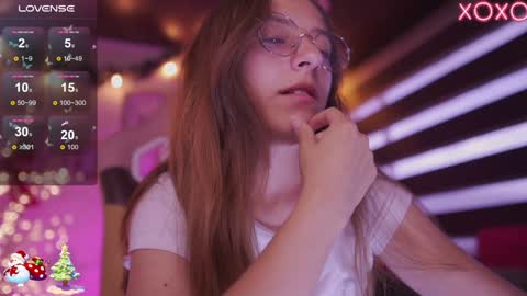 MILLY online show from December 17, 10:54 pm