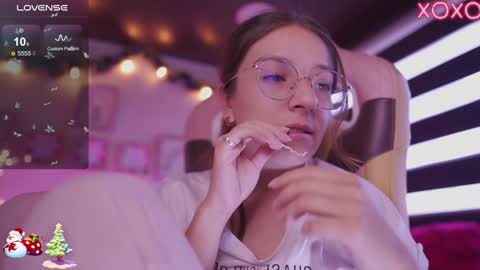 MILLY online show from December 20, 8:45 pm