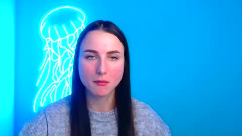 Milly online show from December 2, 4:42 pm