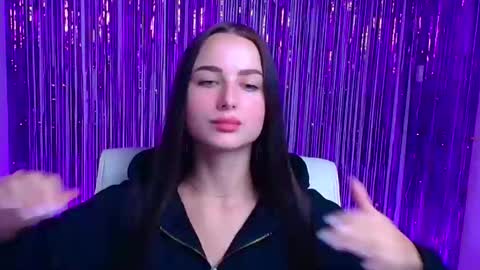 Milly online show from September 18, 5:53 am