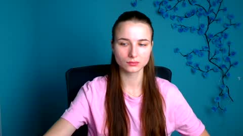 Snapshot of milly_liss chatting on June 18, 5:41 am Milly online show from June 18, 5:41 am