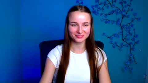 Snapshot of milly_liss chatting on July 16, 5:46 am Milly online show from July 16, 5:46 am