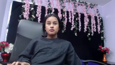 Snapshot of milly_print chatting on March 3, 2:36 am Milly Print online show from March 3, 2:36 am