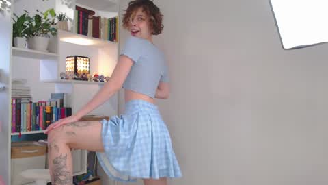 Milly online show from December 20, 7:01 am