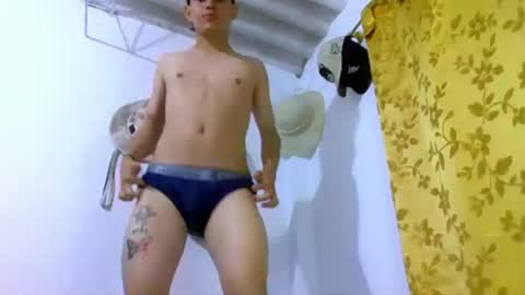 Snapshot of milo_tai862 chatting on July 24, 1:03 am valentin 123 online show from July 24, 1:03 am
