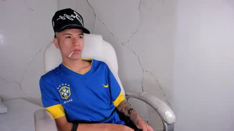 Milo online show from April 20, 8:32 pm