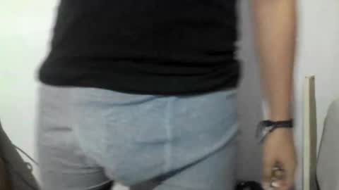 milowolf69 online show from October 23, 5:29 am