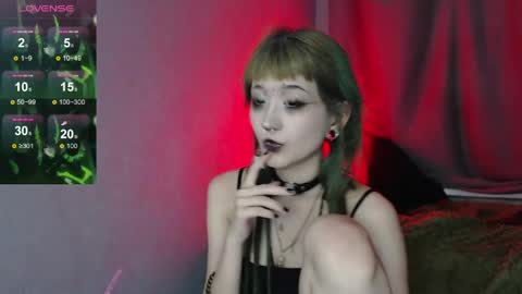 milten_trish online show from April 26, 1:58 am