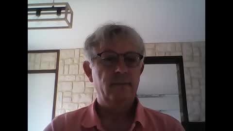 Snapshot of milu72 chatting on April 17, 3:48 pm milu72 online show from April 17, 3:48 pm