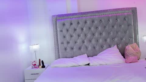 Milu ballmer  online show from February 20, 11:31 am