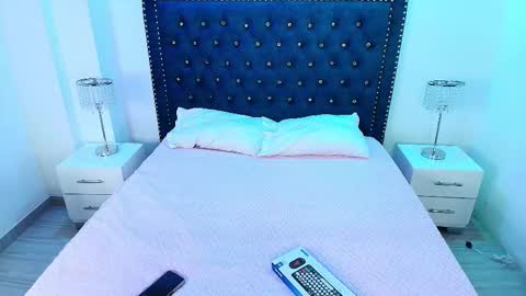 Milu ballmer  online show from October 11, 11:09 am