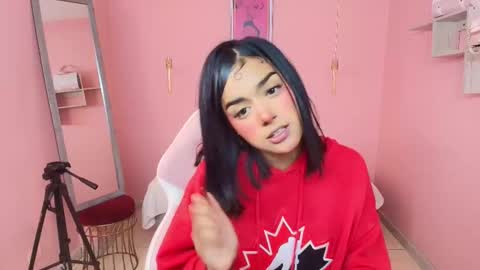 milu_carbajal_x online show from January 8, 8:22 pm