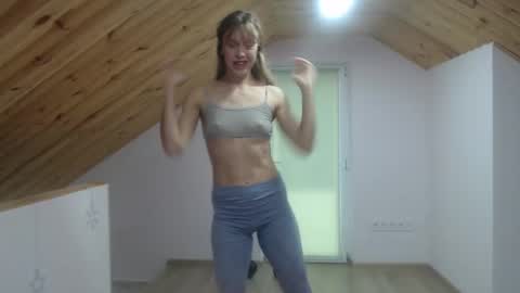 Snapshot of milusea chatting on October 1, 11:38 am milusea online show from October 1, 11:38 am