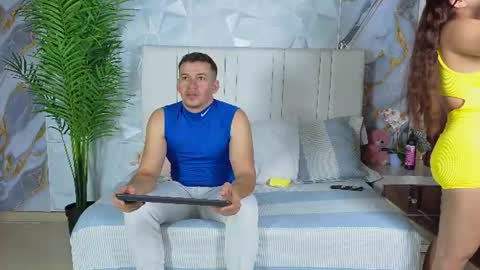 Snapshot of mily_and_mateo chatting on June 16, 6:38 am Mily and Mateo online show from June 16, 6:38 am