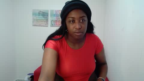 milykabigass69 online show from October 24, 1:40 pm