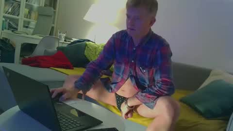  Milymen26  Polish man  master  fereskik straight mature online show from March 14, 6:57 pm