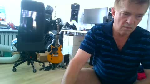 Snapshot of milymen26 chatting on July 5, 5:47 am Milymen26 Polish man master fereskik straight mature online show from July 5, 5:47 am