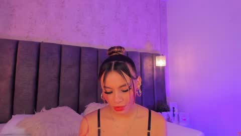 Snapshot of milyy_vermont chatting on December 27, 10:05 pm Milyy online show from December 27, 10:05 pm