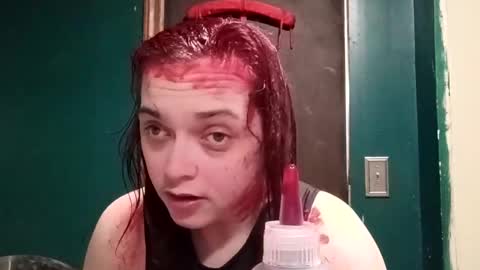 mimi142 online show from March 22, 6:55 pm