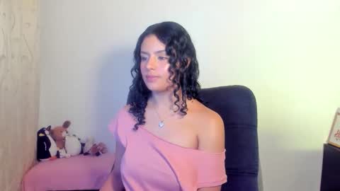 Snapshot of mimi_sa chatting on May 11, 1:22 am Mimii online show from May 11, 1:22 am