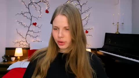 Snapshot of mimicass chatting on February 25, 4:21 pm Kelly online show from February 25, 4:21 pm