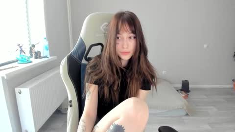 minadzukii online show from September 24, 11:13 am