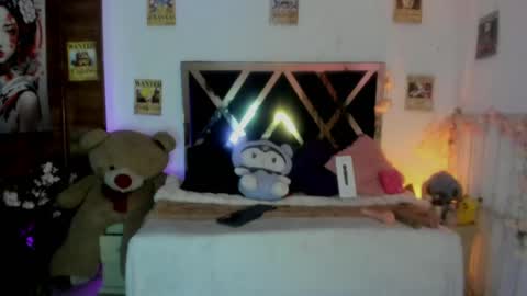 Snapshot of minami_nakamura chatting on May 4, 12:17 am minami_nakamura online show from May 4, 12:17 am