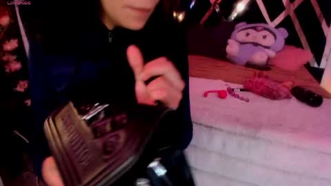 Snapshot of minami_nakamura chatting on May 28, 1:36 am minami_nakamura online show from May 28, 1:36 am