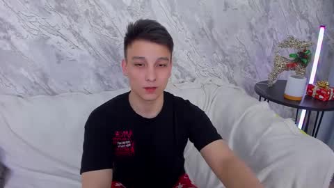 Snapshot of minato_kono chatting on January 14, 6:17 pm minato_kono online show from January 14, 6:17 pm