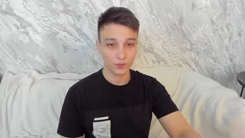 Snapshot of minato_kono chatting on February 2, 3:28 pm minato_kono online show from February 2, 3:28 pm