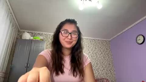 Snapshot of minavibe chatting on July 15, 3:45 am minavibe online show from July 15, 3:45 am