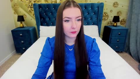 Snapshot of minchelskatrina chatting on December 13, 8:51 am minchelskatrina online show from December 13, 8:51 am