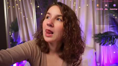 Snapshot of mind__game chatting on October 8, 5:49 am Frances Next streams Thu Fri Sat 8am - 4pm GMT3 online show from October 8, 5:49 am