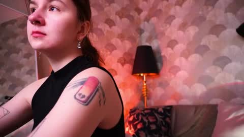 Frances  Next streams Thu Fri Sat 8am -  4pm GMT3 online show from April 19, 5:29 am