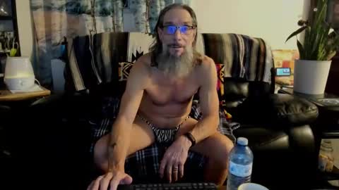 mindphuk online show from January 19, 1:43 am