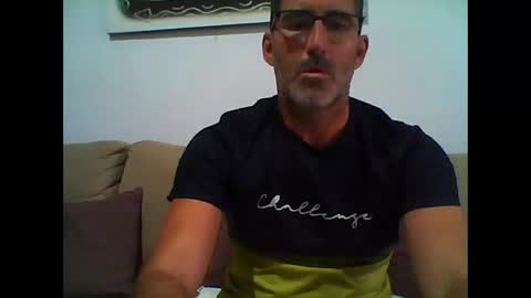 Snapshot of mindthestep chatting on March 4, 5:08 pm MIND online show from March 4, 5:08 pm