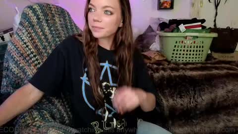 Mindy Mars online show from April 21, 6:01 pm